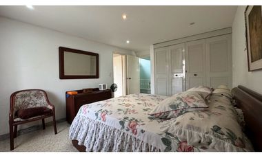 Casa de dos pisos en alquiler - Barrio Parque Lineal Palmira Valle