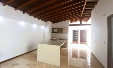 Apartamento en venta en Sabaneta - Parque Principal (AO)