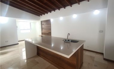 Apartamento en venta en Sabaneta - Parque Principal (AO)