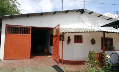 Venta Finca  en Guayabal.