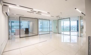 Venta: Oficinas en Financial Tower, Costa del Este