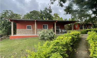 Venta: Lote de 4hcts en La Ermita de san Carlos con Casa y Cabañas