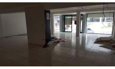 Venta o alquiler: Local en Obarrio