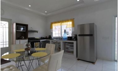 VENTA DE CASA  DE PLAYA EN COSTA ESMERALDA