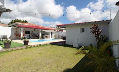 VENTA DE CASA  DE PLAYA EN COSTA ESMERALDA