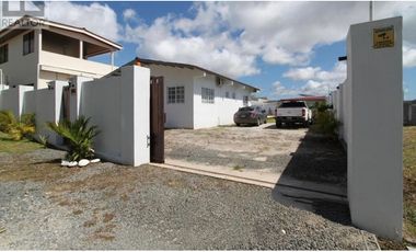 VENTA DE CASA  DE PLAYA EN COSTA ESMERALDA