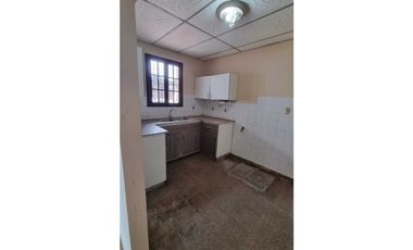 Vendo casa en Villa Lucre