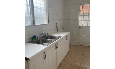 SE ALQUILA CASA EN BRISAS DEL GOLF