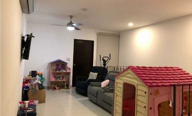 VENDO CASA DE 2 PLANTAS EN BETANIA