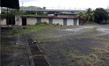 VENDO TERRENO EN LOS ANDES  CON ZONIFICACION  RESIDENCIAL COMERCIAL