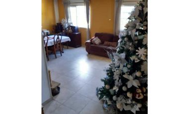 VENDO  CASA DE 4 NIVELES EN TUMBA MUERTO LIMAJO