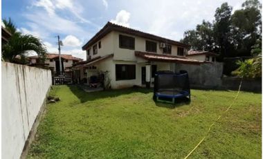 Venta de  casa en Mirador del Lago Las Cumbres