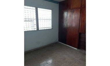 Venta de casa en Cincuentenario