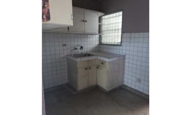 Venta de casa en Cincuentenario