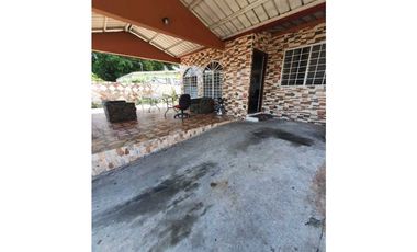 Venta de casa en Villa Lucre