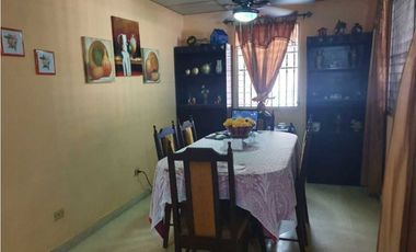 VENDO CASA EN LOS CACIQUES UNA BUENA OPORTUNIDAD