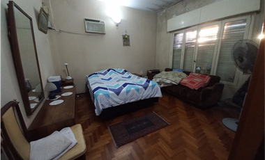 CASA  CALLE WASHINGTON ESQUINA BRUSELAS