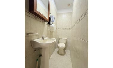 Se Arrienda y/o Vende Local en Santa Gema, Laureles , Medellin