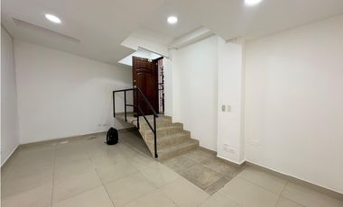 Se Arrienda y/o Vende Local en Santa Gema, Laureles , Medellin