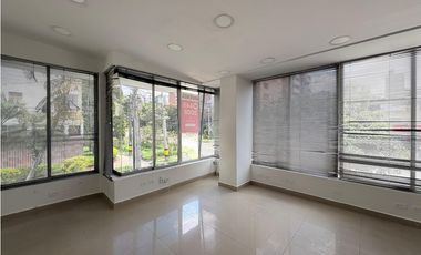 Se Arrienda y/o Vende Local en Santa Gema, Laureles , Medellin