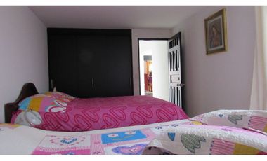 VENTA DE CASA REMODELADA ESQUINERA JARDIN 2 (2 RENTAS INDEPENDIENTES)