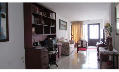 VENTA DE CASA REMODELADA ESQUINERA JARDIN 2 (2 RENTAS INDEPENDIENTES)