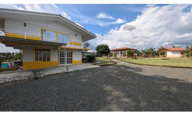 Vendo Hotel Campestre en Quimbaya Quindío
