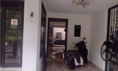 VENTA CASA DOS PISOS QUINTAS DEL BOSQUE -  VILLAVICENCIO