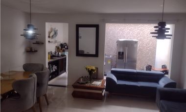VENTA CASA DOS PISOS QUINTAS DEL BOSQUE -  VILLAVICENCIO