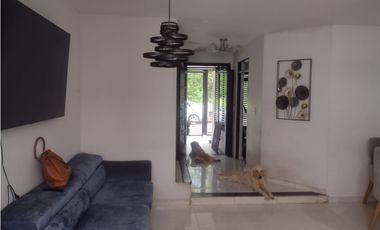 VENTA CASA DOS PISOS QUINTAS DEL BOSQUE -  VILLAVICENCIO