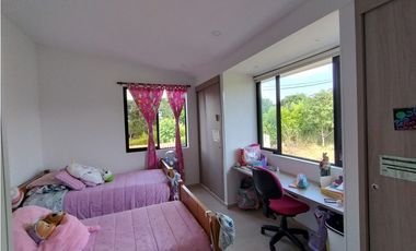 EN VENTA CASA CAMPESTRE ACAPULCO RUITOQUE BAJO
