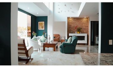 Se Vende Casa en Parcelación San Luis, Envigado