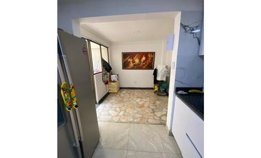 vende casa en corales area 240 acabados de ensueño