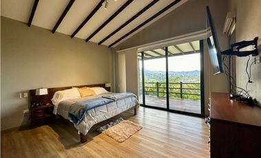 Venta de Casa Campestre en El Retiro