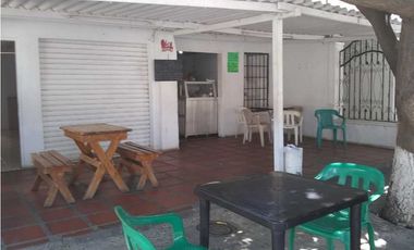 Venta local comercial  en exclusiva zona de Santa Marta