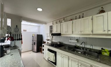 Venta casa Poblado Alto