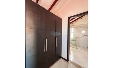En Venta Casa en Conjunto Cerrado Senderos del Llano 2 (Restrepo)