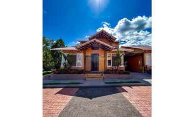 En Venta Casa en Conjunto Cerrado Senderos del Llano 2 (Restrepo)