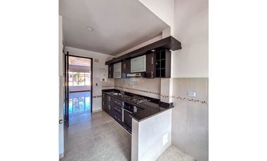 En Venta Casa en Conjunto Cerrado Senderos del Llano 2 (Restrepo)