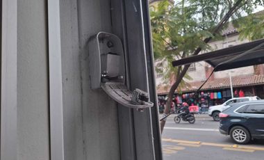 Local comercial en arriendo en RECOLETA