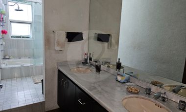 Casa en venta en Paseo de las Lomas