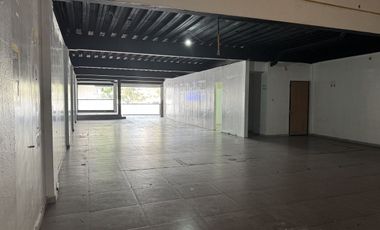 LOCAL COMERCIAL EN PB PARA RENTA, BOSQUES DE LAS LOMAS