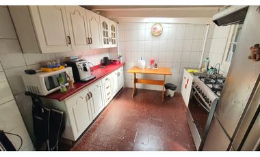 Venta casa 4D 2B con excelente ubicación en Los Andes
