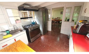Venta casa 4D 2B con excelente ubicación en Los Andes