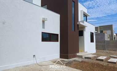 Casa en Venta en Santa Filomena / Parque Las Brisas