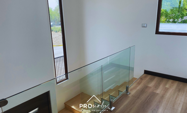 Casa en Venta en Santa Filomena / Parque Las Brisas