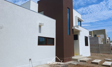 Casa en Venta en Santa Filomena / Parque Las Brisas