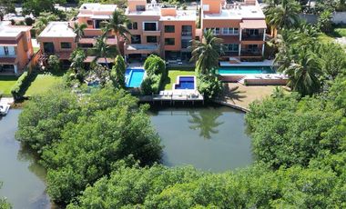 CASA FRENTE A LAGUNA EN CANCUN 4 RECAMARAS COLDWELL BANKER