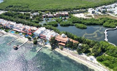 CASA FRENTE A LAGUNA EN CANCUN 4 RECAMARAS COLDWELL BANKER