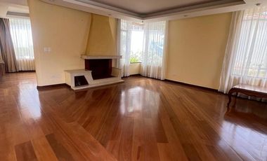 RENTO CASA EN TUMBACO CON SUITE INDEPENDIENTE